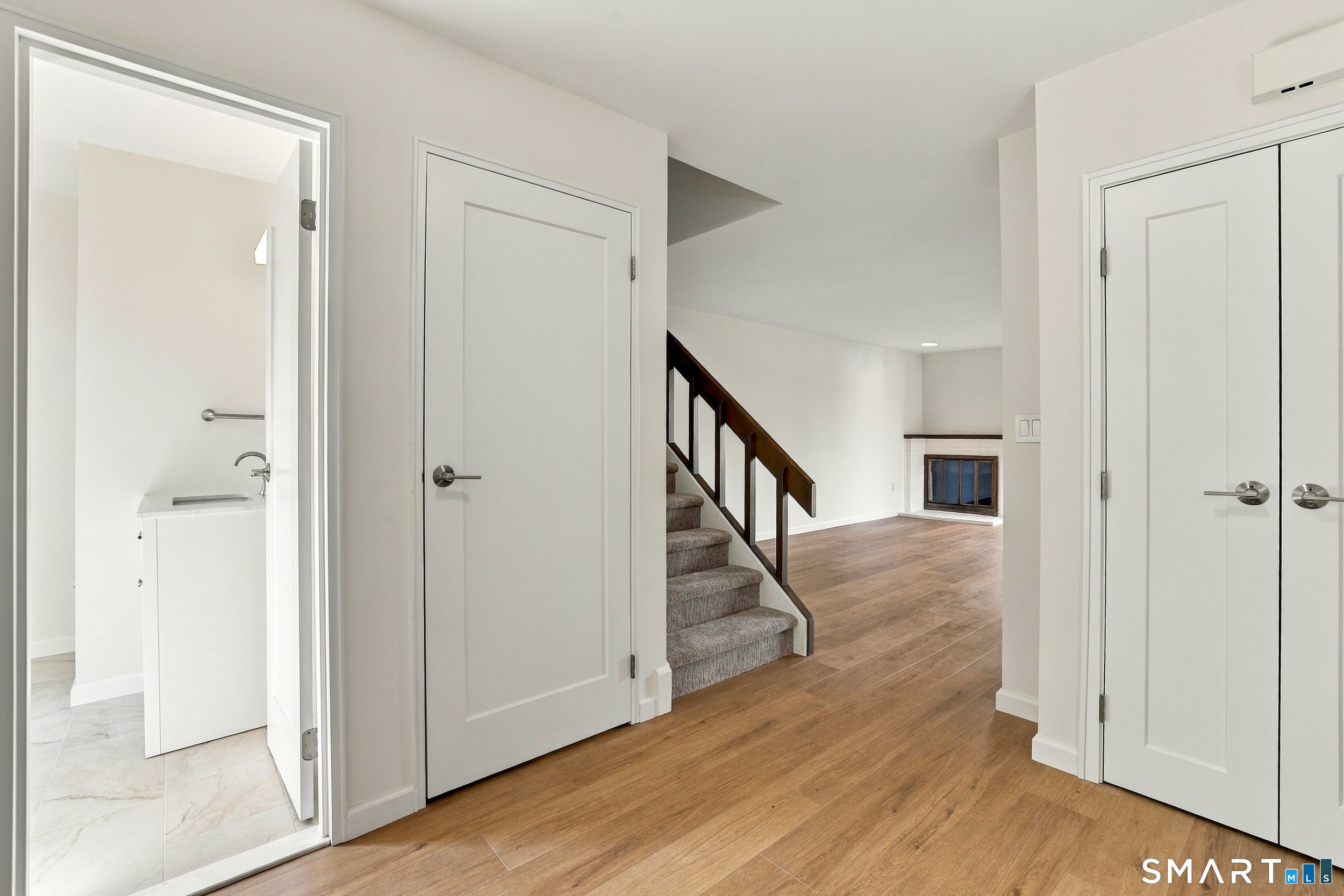 19 Monticello Drive 19
