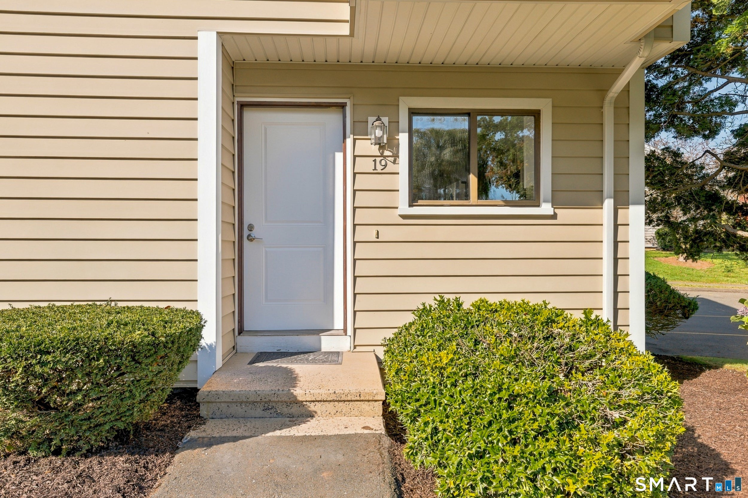19 Monticello Drive 19
