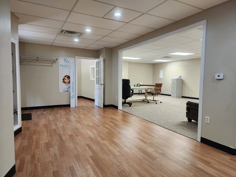Tiny photo for 35 Wooster Court #F, Bristol, CT 06010 (MLS # 24111008)