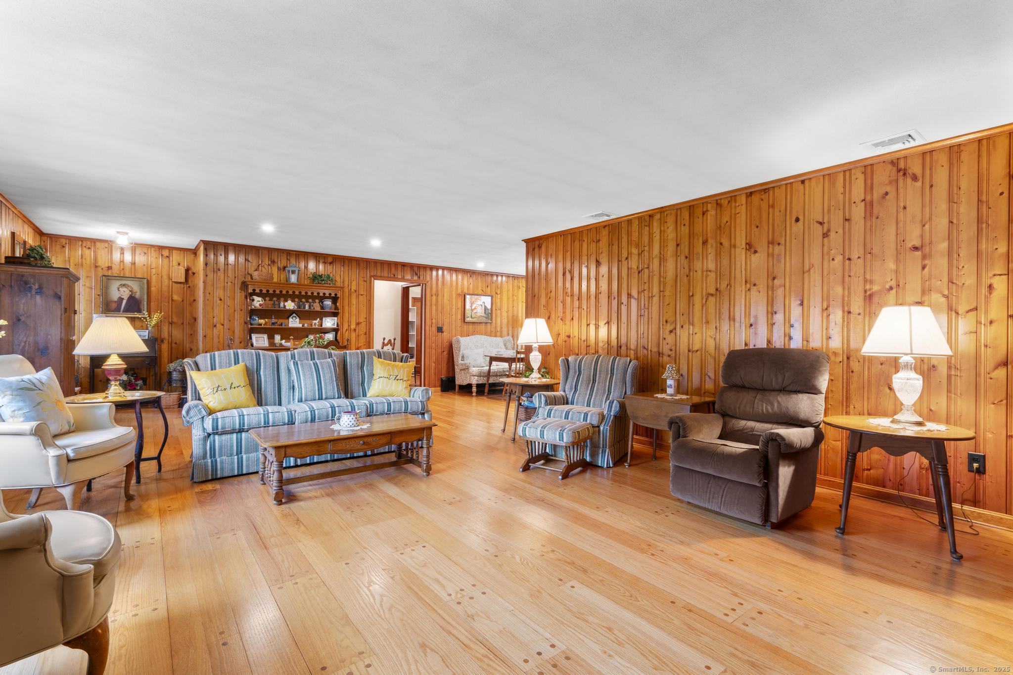 104 Benz Street, Ansonia, Connecticut image 25