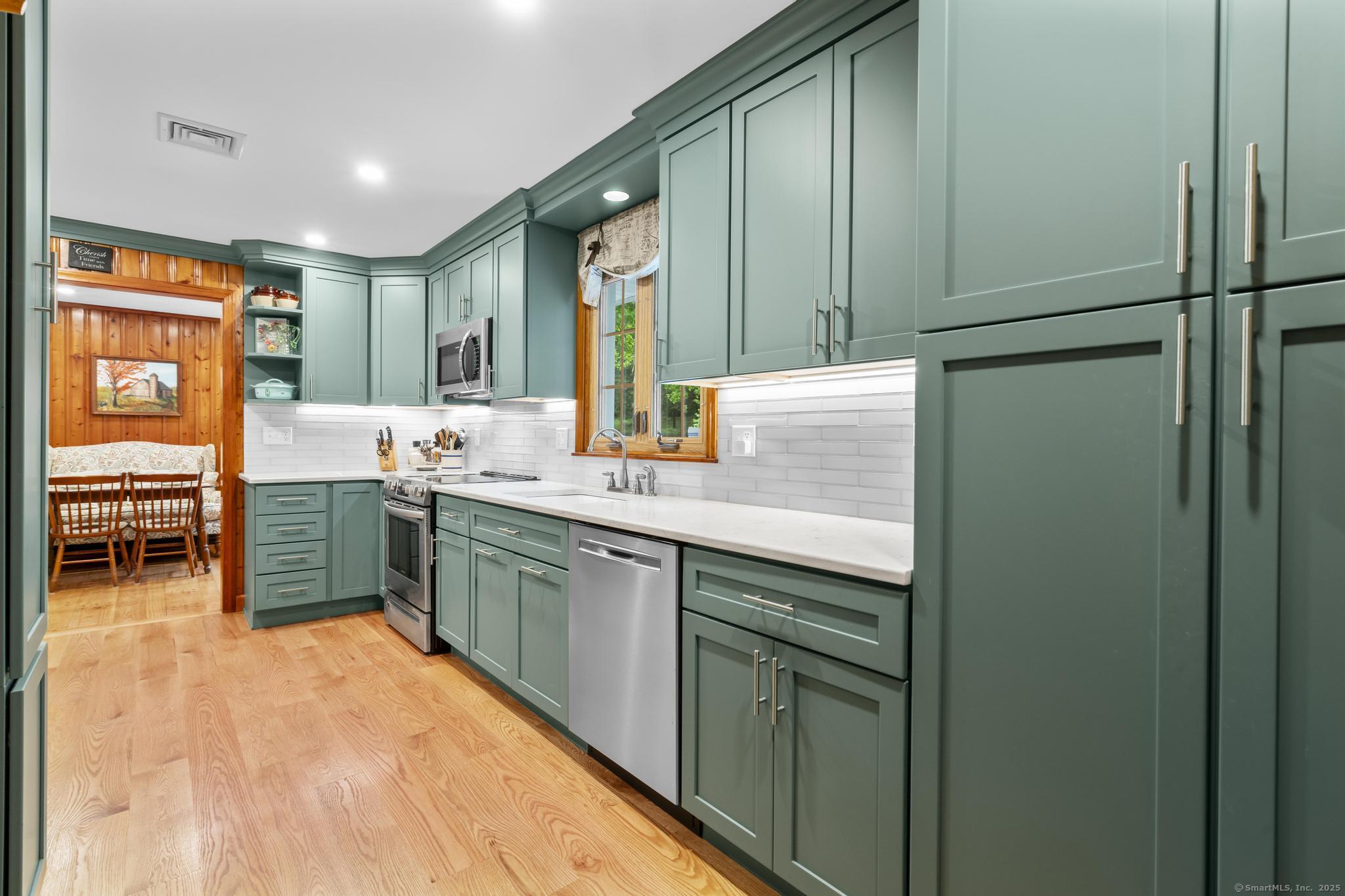104 Benz Street, Ansonia, Connecticut image 16