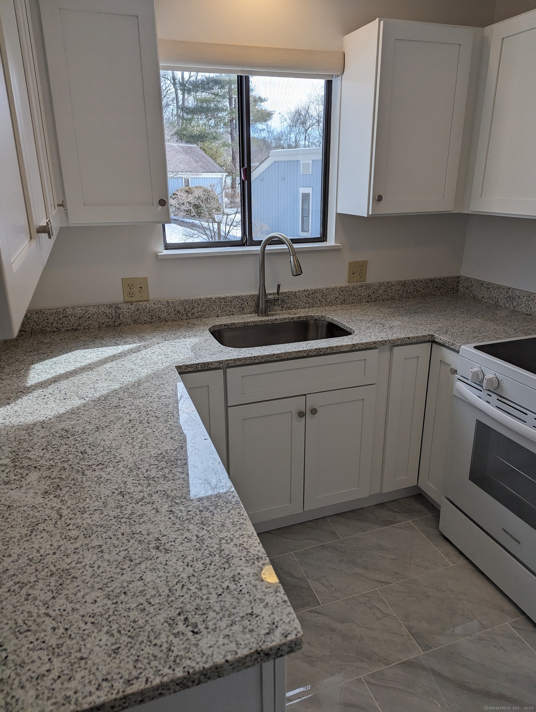 953 Heritage Village #A, Southbury, Connecticut image 3