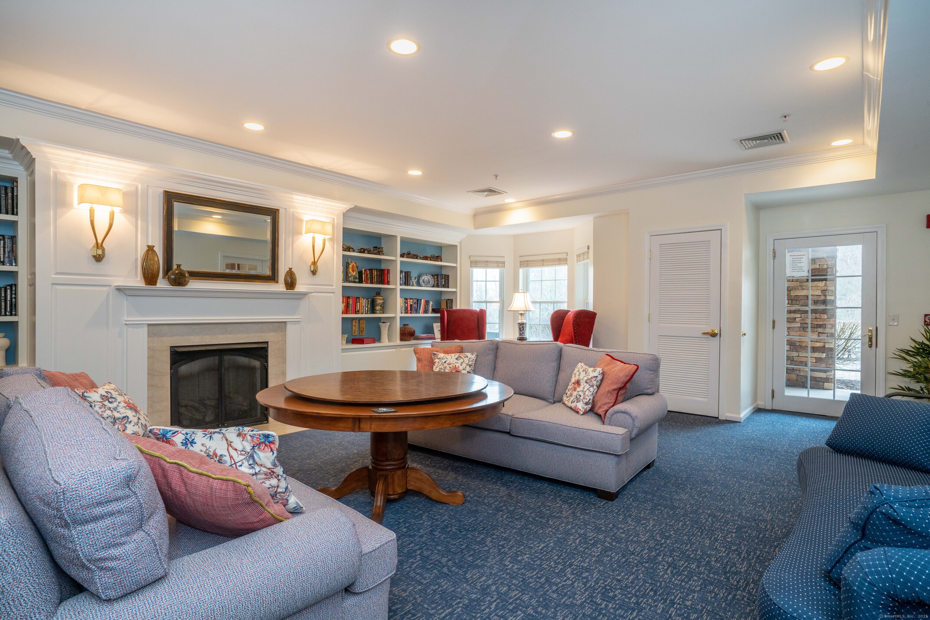 1 West Street 322