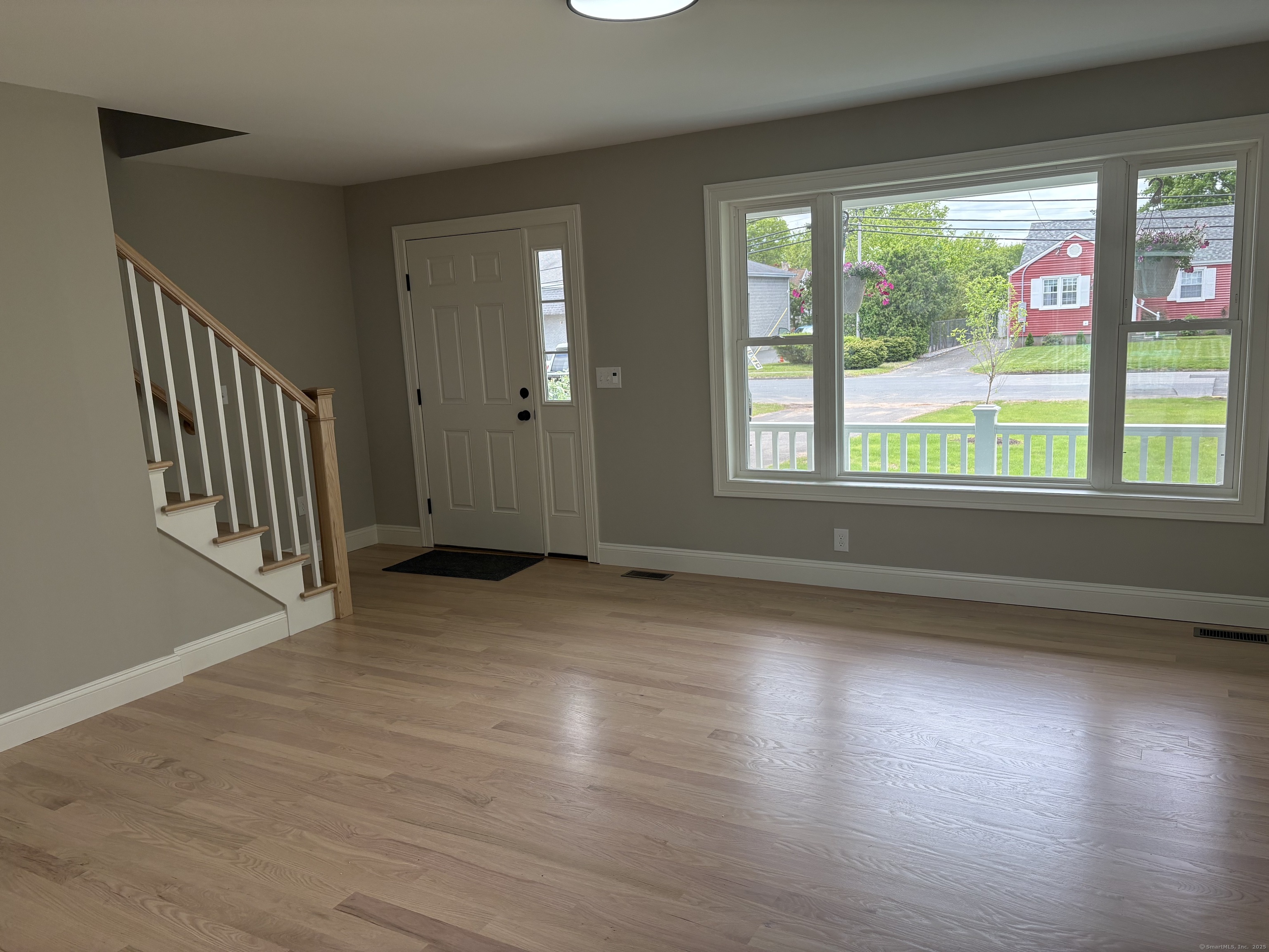 19 Race Avenue, Plainville, Connecticut image 3