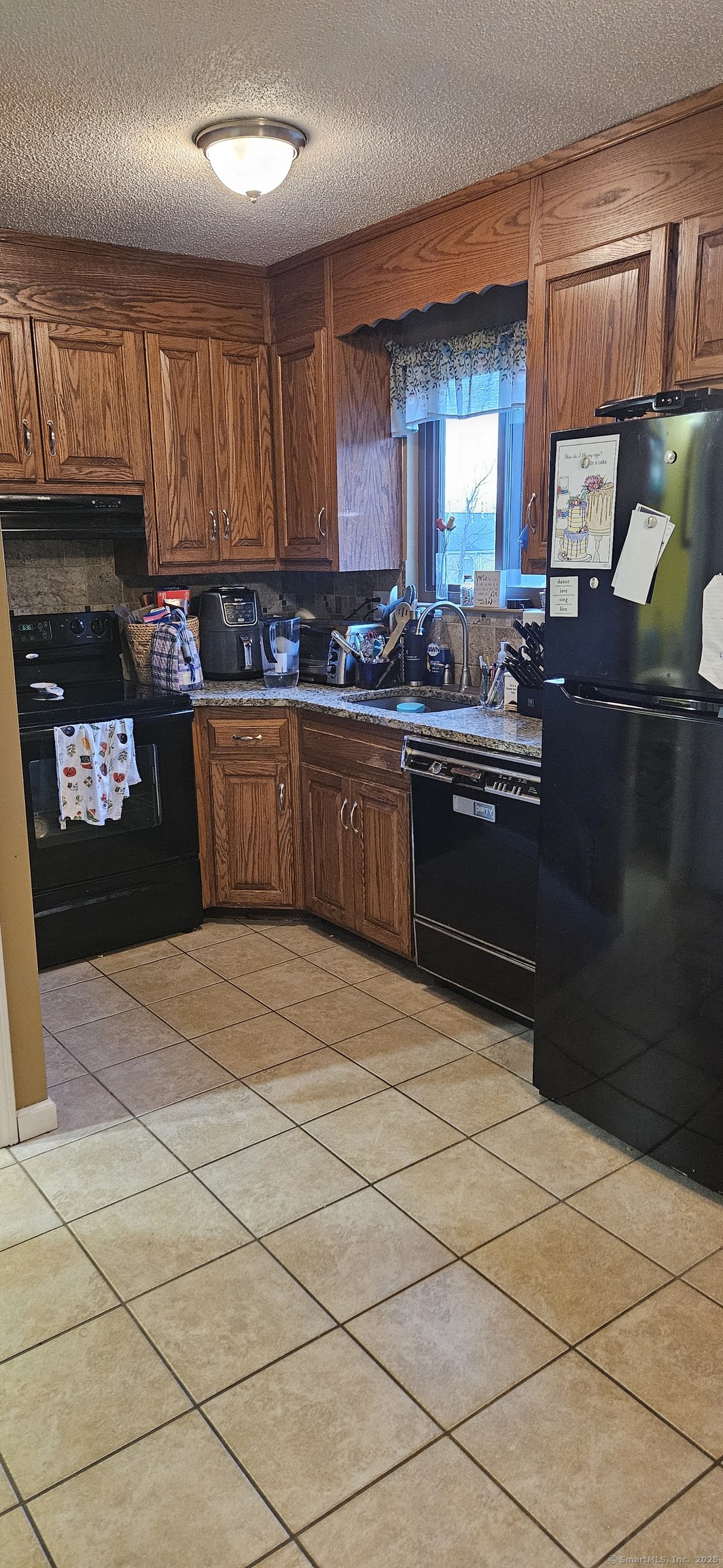 820 Matthews Street #APT 23, Bristol, Connecticut image 3