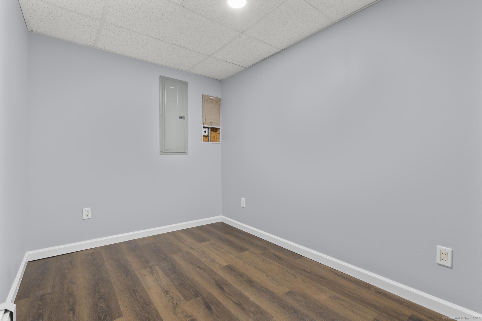 129 Benz Street, Ansonia, Connecticut image 23