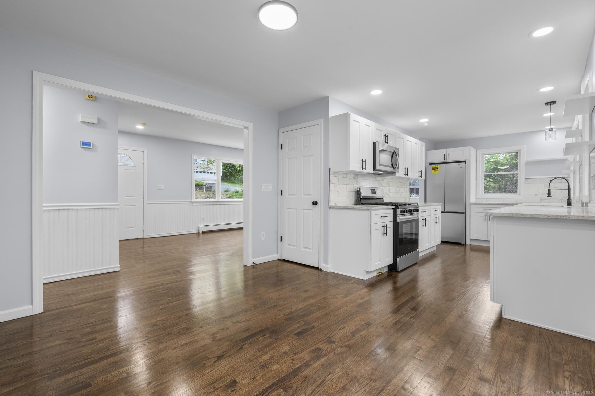 129 Benz Street, Ansonia, Connecticut image 6