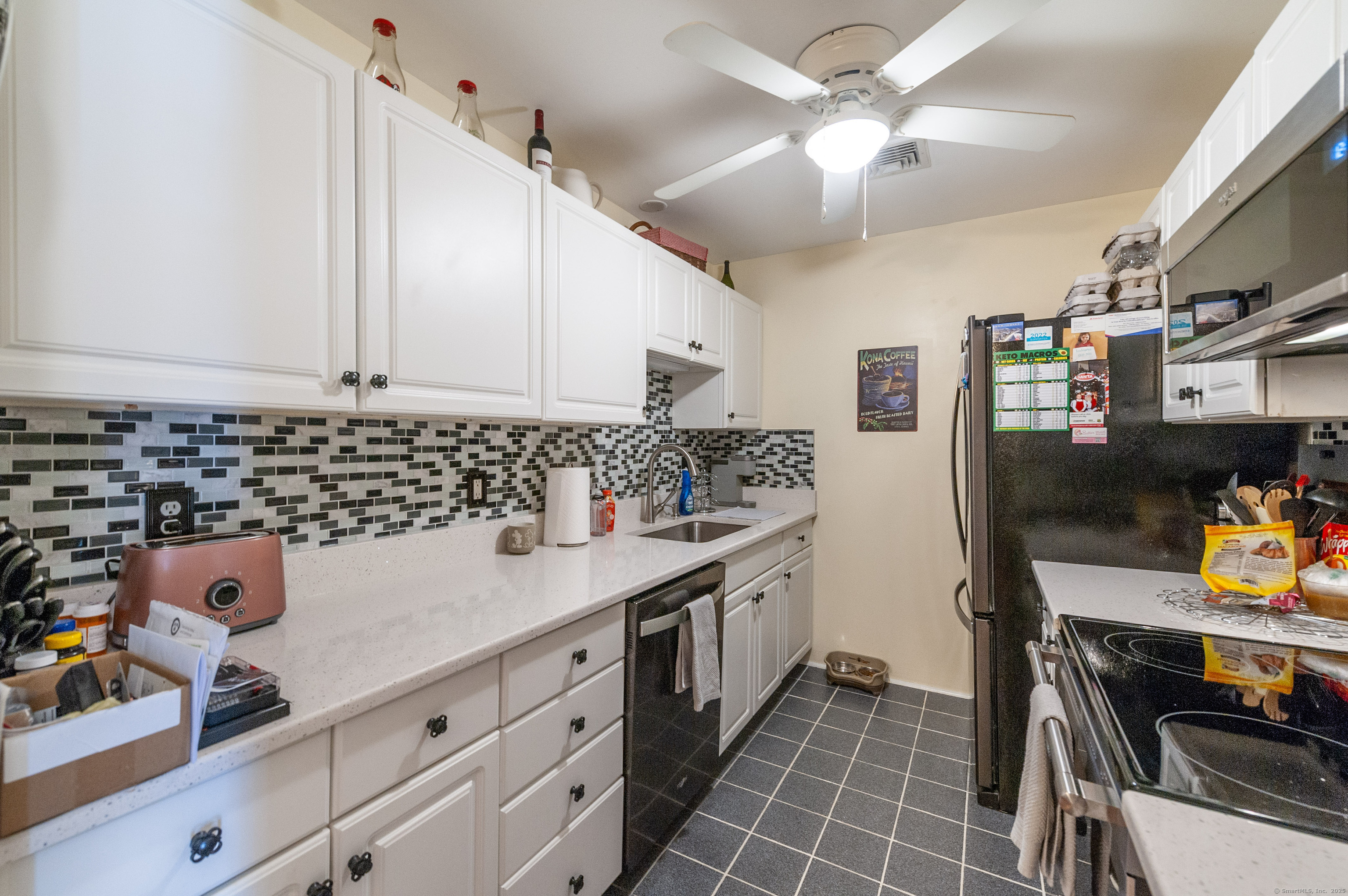 228 Laura Boulevard #228, Norwich, Connecticut image 6