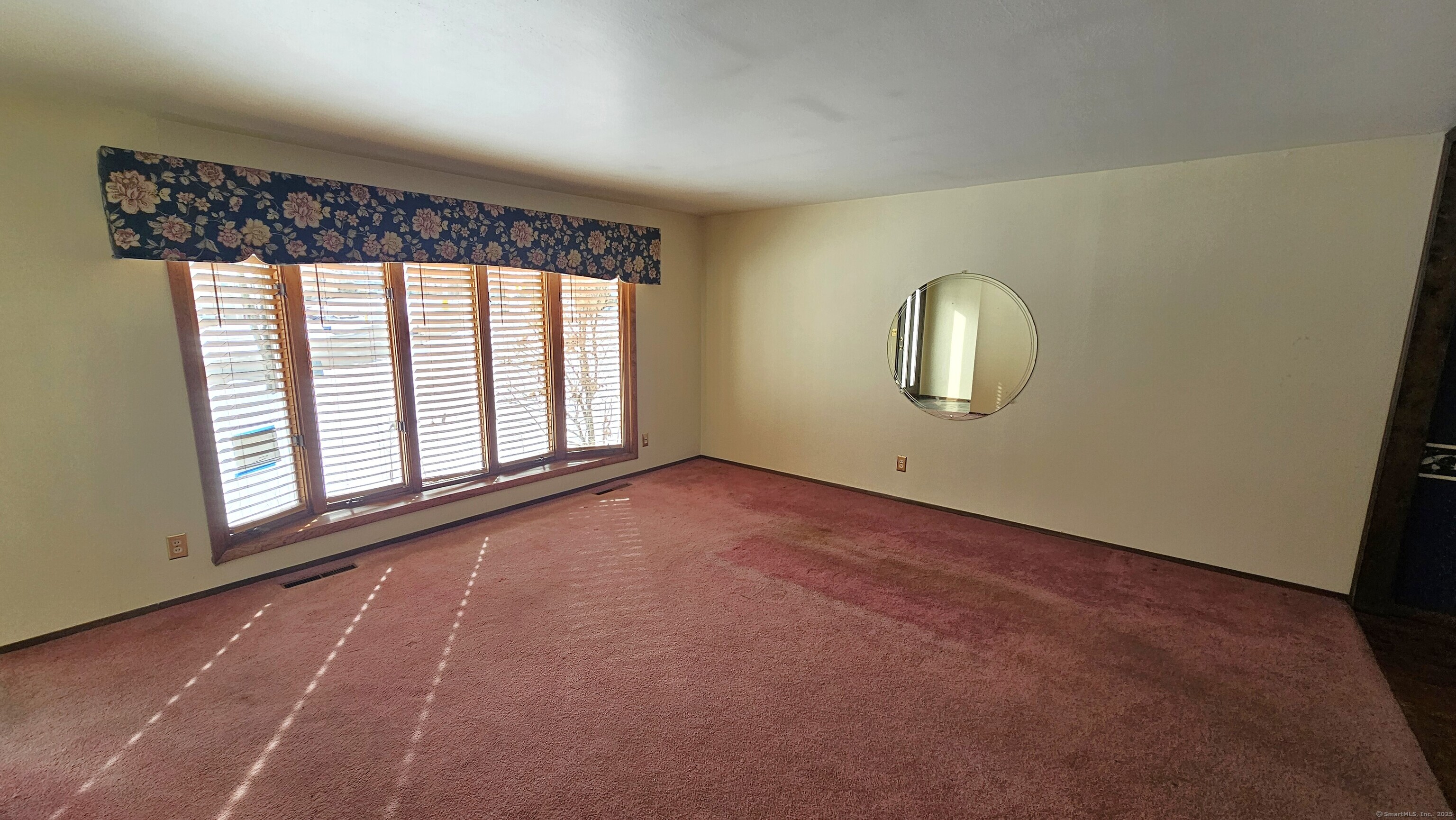 32 Batt Lane, East Haven, Connecticut image 5