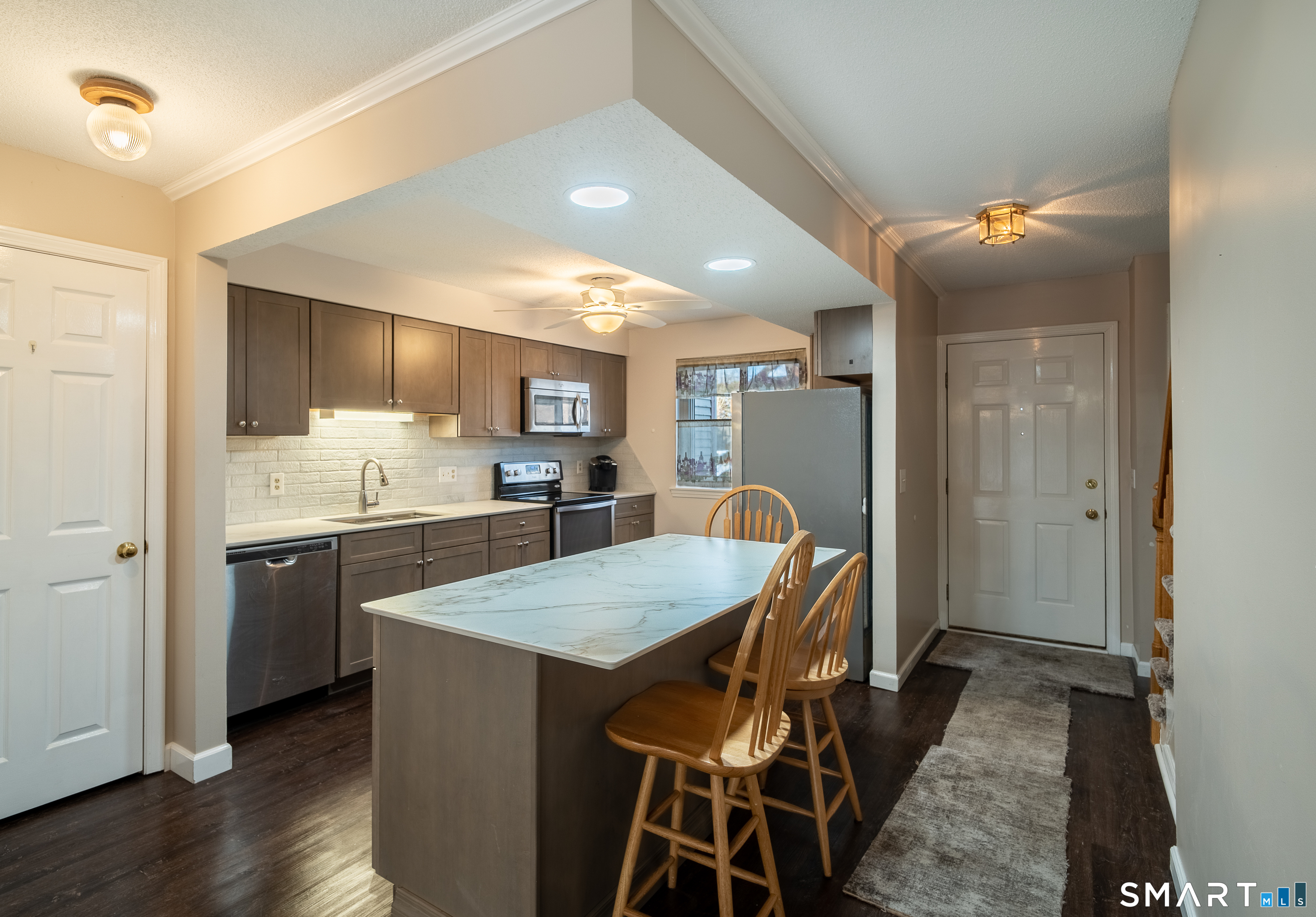 216 Adams Hill Way 216