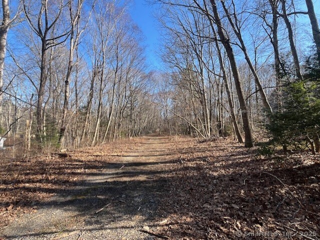 7 Green Valley Lakes Road, East Lyme, Connecticut image 1