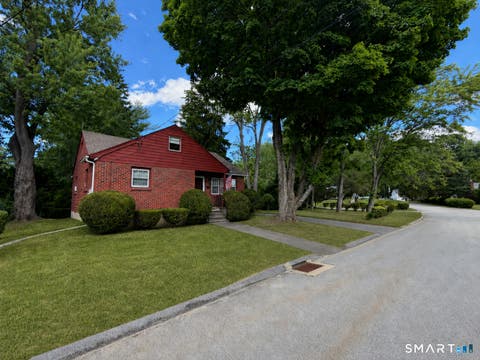 Photo of 25 W Chapel Street, Torrington, CT 06790 (MLS # 24185516)