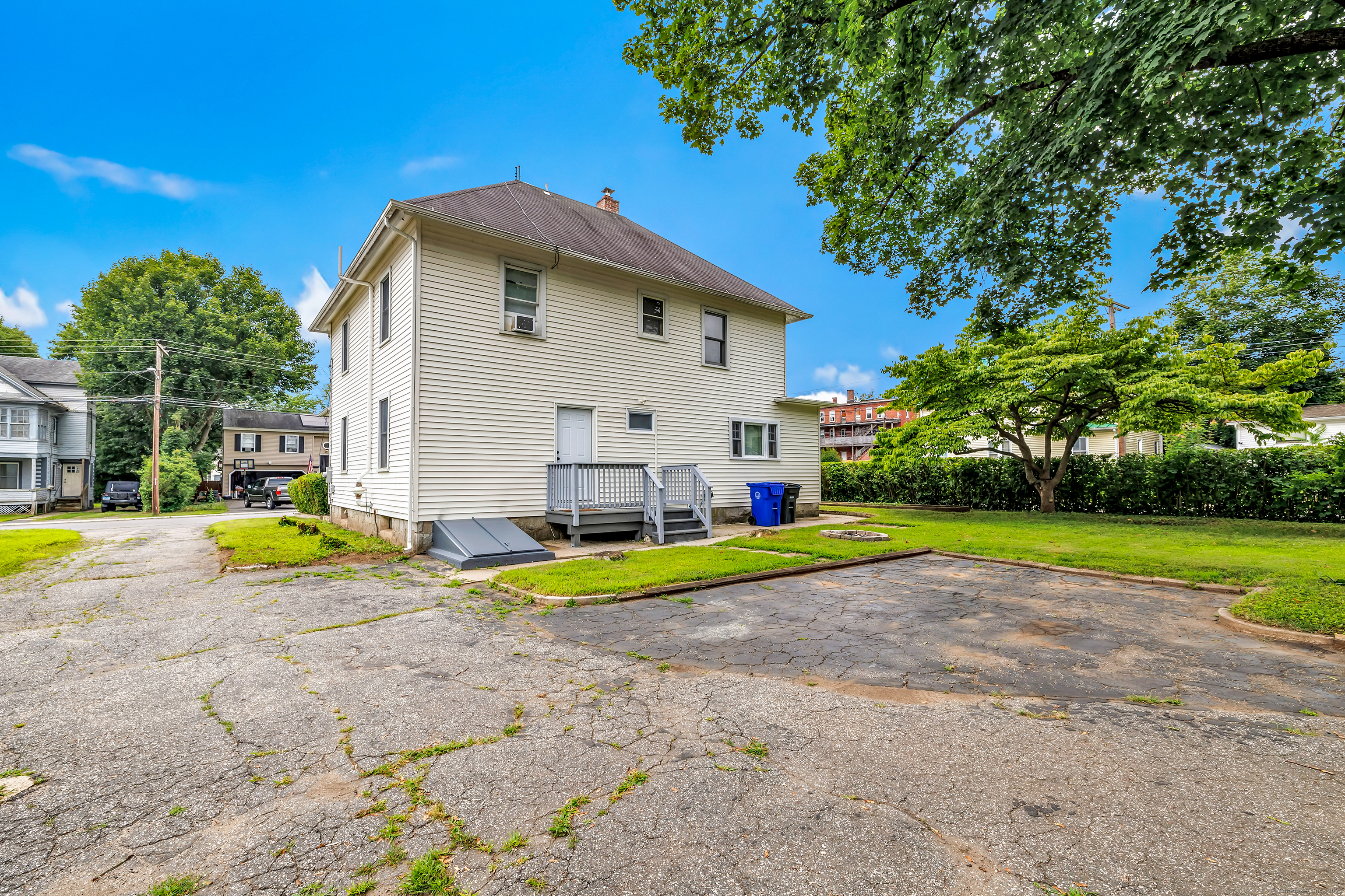 37 Linden Street