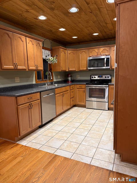 Tiny photo for 419 Lathrop Road, Plainfield, CT 06374 (MLS # 24198776)