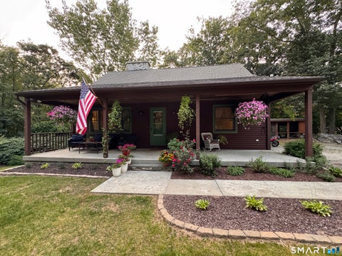 Photo of 419 Lathrop Road, Plainfield, CT 06374 (MLS # 24198776)