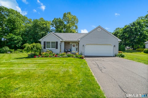 Photo of 4 Woodbridge Drive #4, Enfield, CT 06082 (MLS # 24181843)