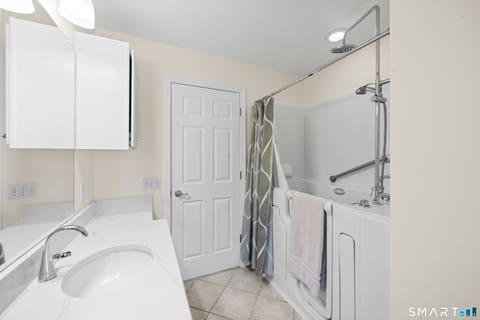 Tiny photo for 4 Woodbridge Drive #4, Enfield, CT 06082 (MLS # 24181843)