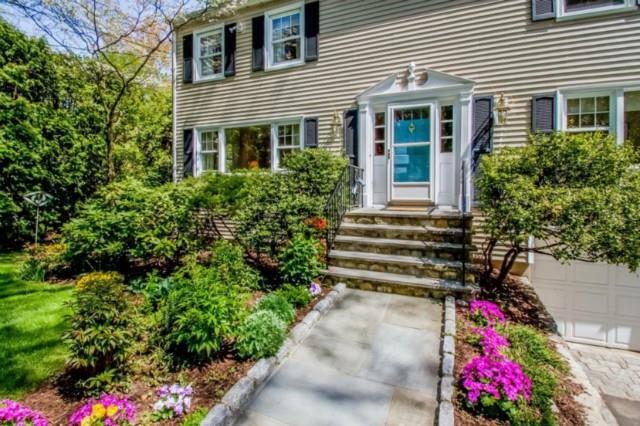 Greenwich, Connecticut 06878, United States, 4 Bedrooms Bedrooms, ,4 BathroomsBathrooms,Residential,Active,192112