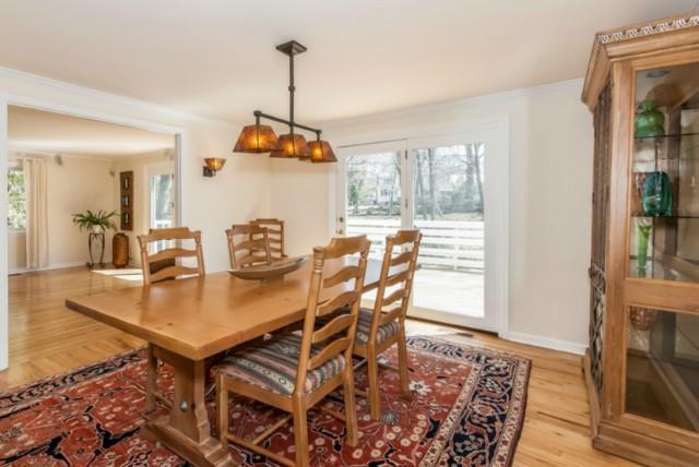 Greenwich, Connecticut 06878, United States, 4 Bedrooms Bedrooms, ,4 BathroomsBathrooms,Residential,Active,192112