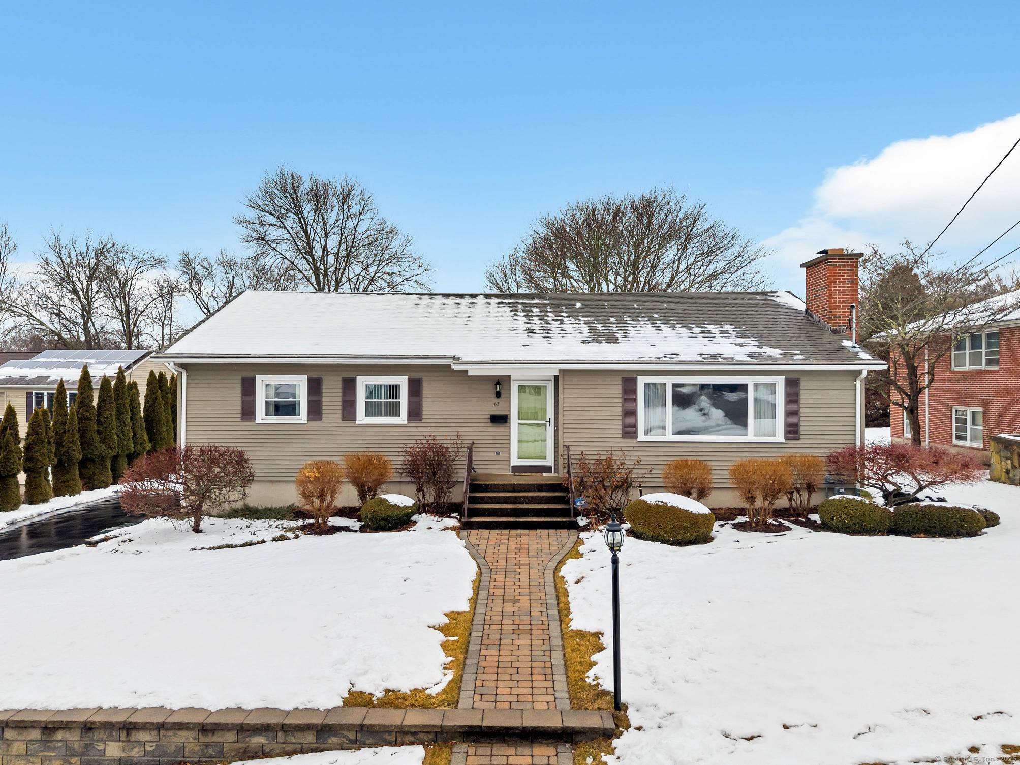 63 Farmington Avenue, New London, Connecticut image 2