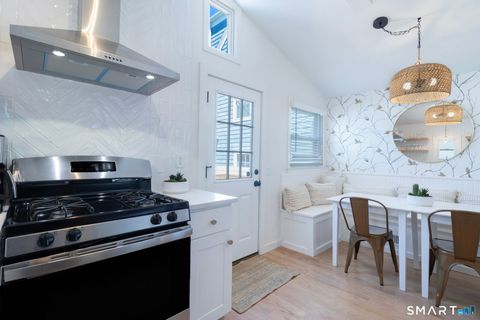 Tiny photo for 784 E Broadway, Milford, CT 06460 (MLS # 24163253)