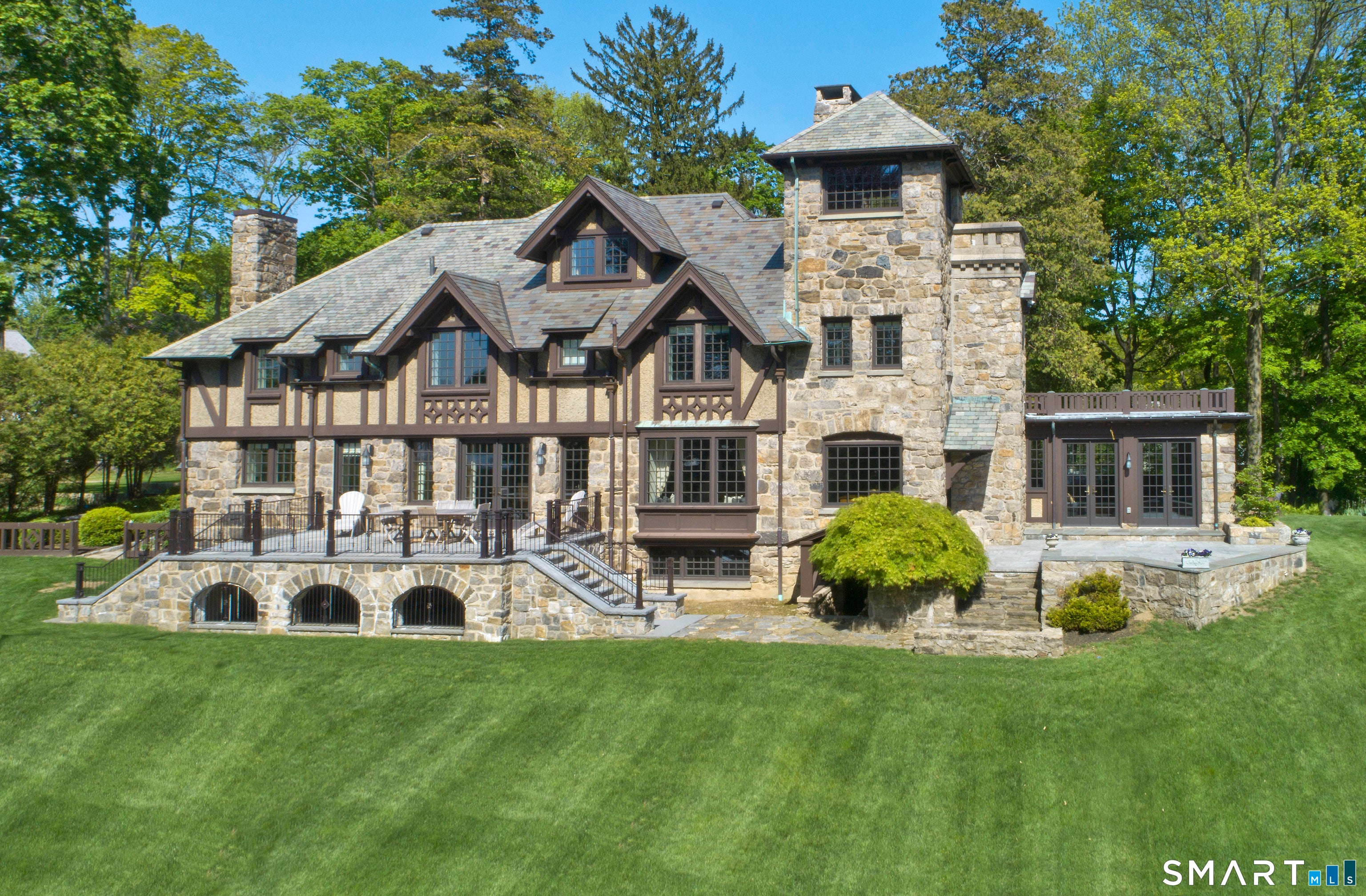 47 Carriglea Drive
