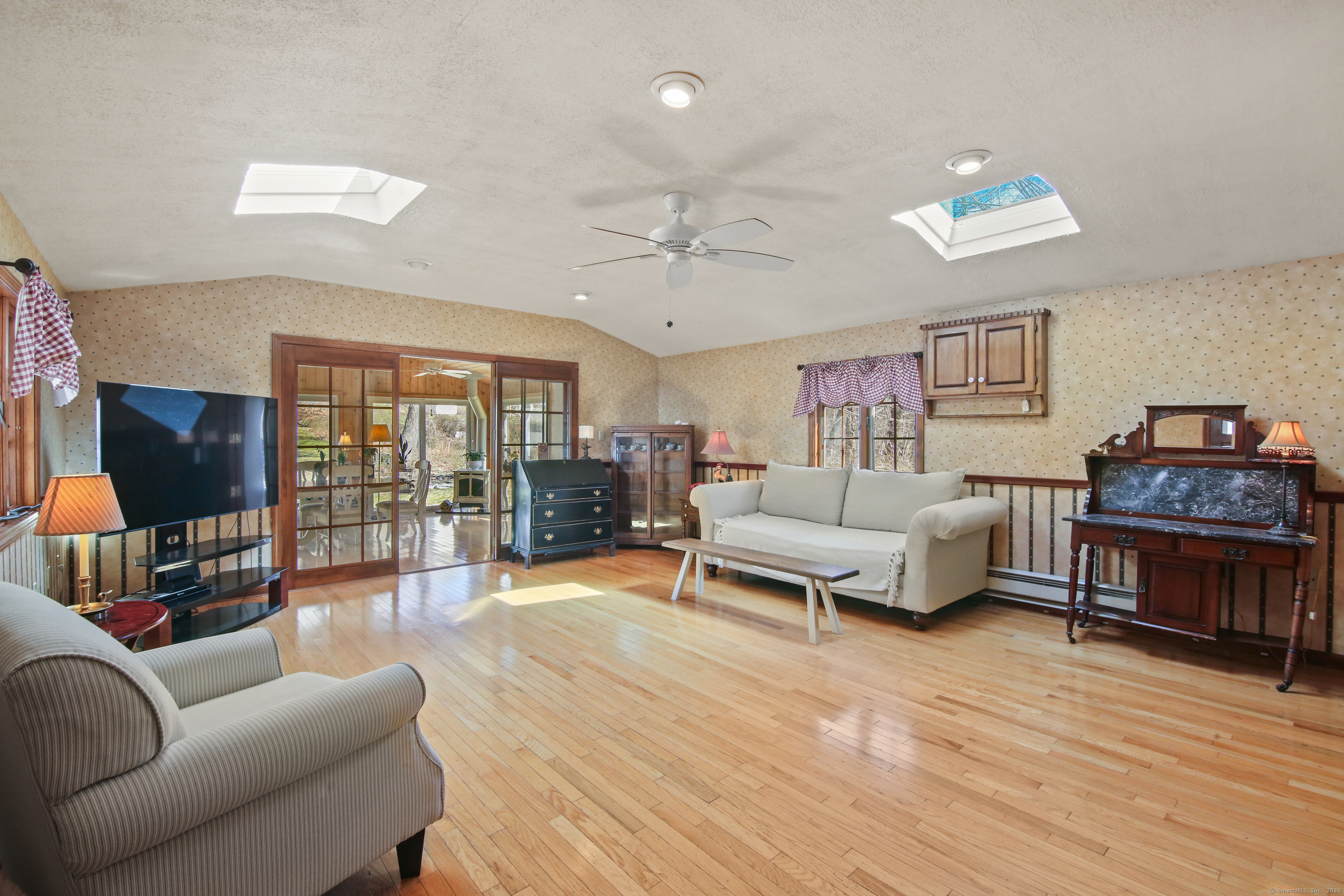 664 Bartholomew Road, Middletown, Connecticut image 8