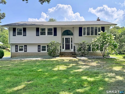 Photo of 146 Cambridge Drive, Glastonbury, CT 06033 (MLS # 24198993)
