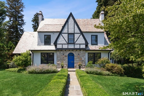 Photo of 106 Patterson Avenue, Greenwich, CT 06830 (MLS # 24209271)