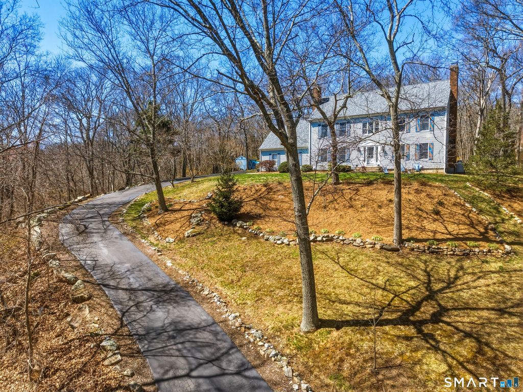 Photo of 11 Covey Crossing, Guilford, CT 06437 (MLS # 24156081)