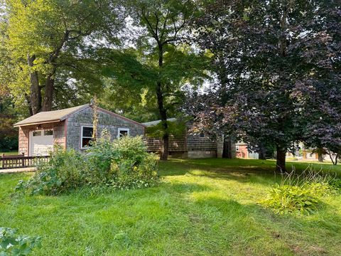 A home in Griswold