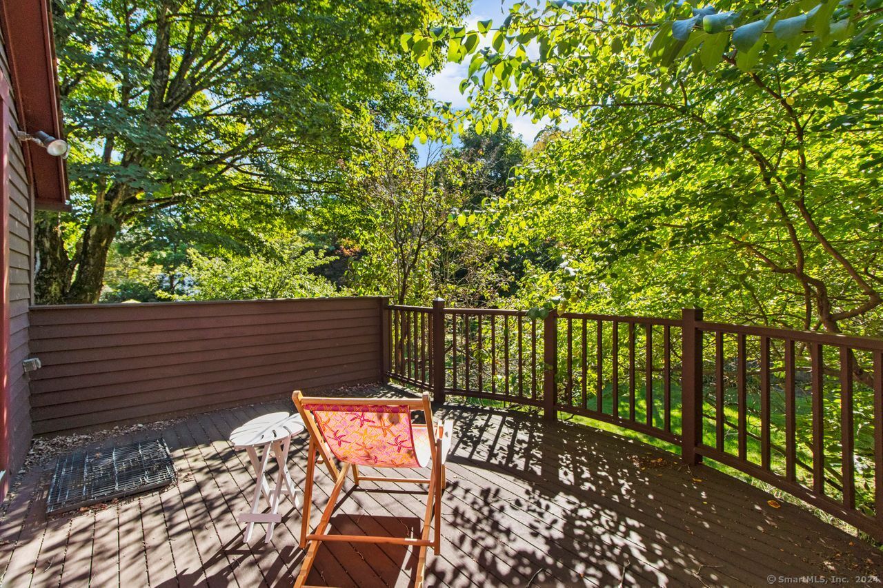 659 Summer Hill Road, Madison, Connecticut image 22