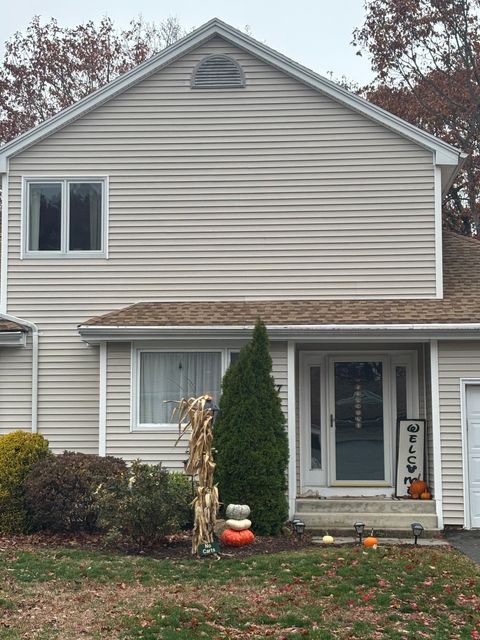 277 Eagles Landing 277 Shelton CT 06484