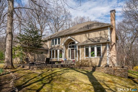 Photo of 67 Hunters Crossing, Burlington, CT 06013 (MLS # 24164821)