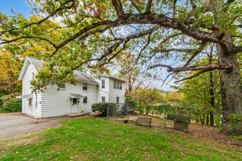 Tiny photo for 87 Woodruff Avenue, Watertown, CT 06795 (MLS # 24133556)