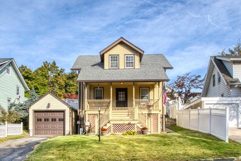 Photo of 5 Hervey Street, Greenwich, CT 06830 (MLS # 24133965)