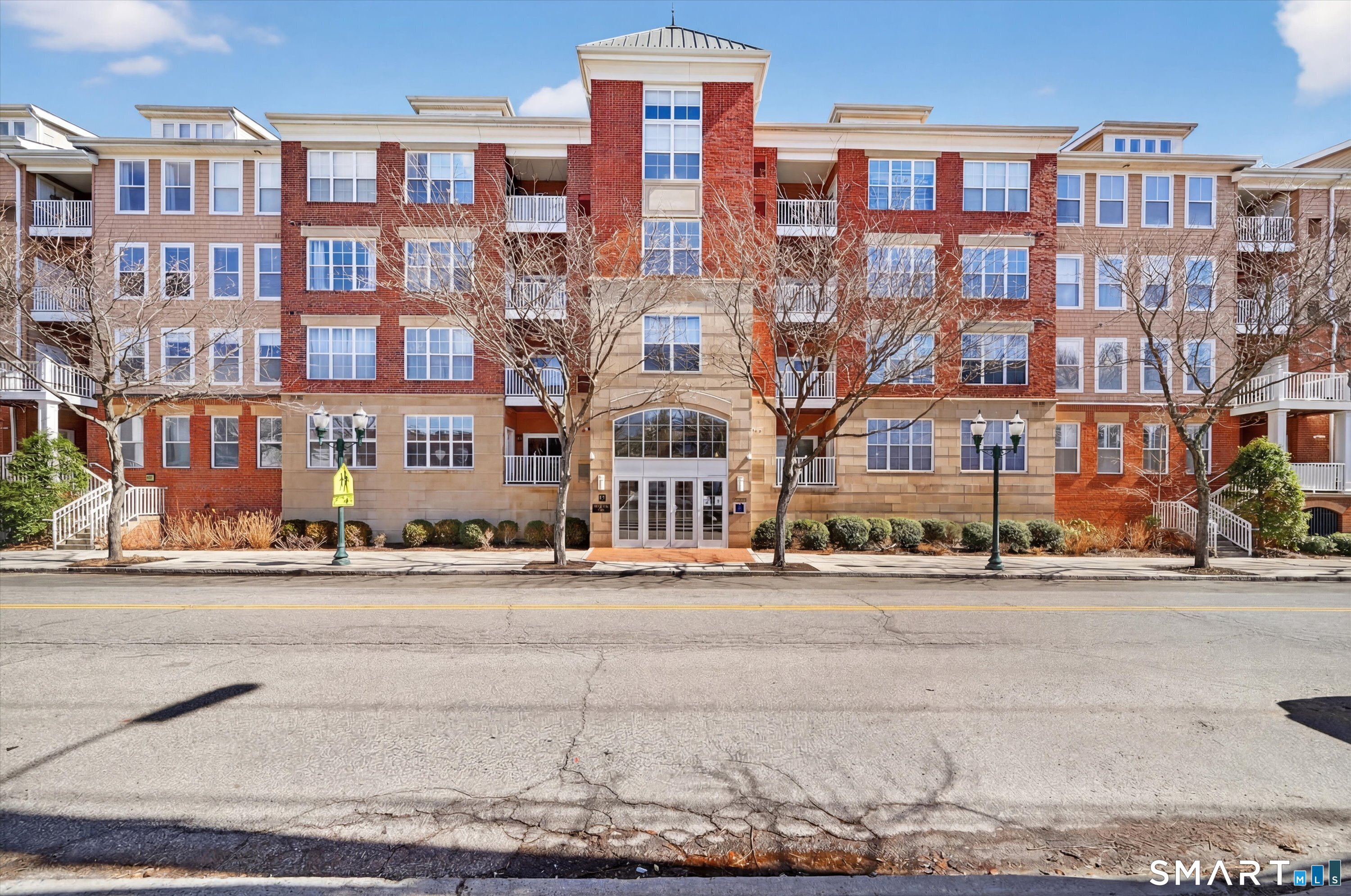 25 Adams Avenue 405