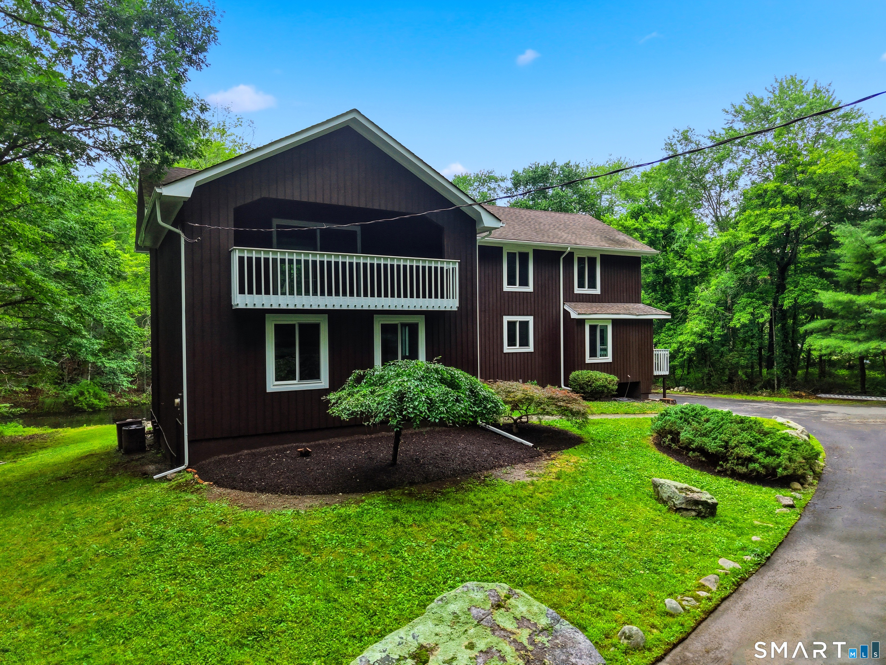 21 Deepwood Road