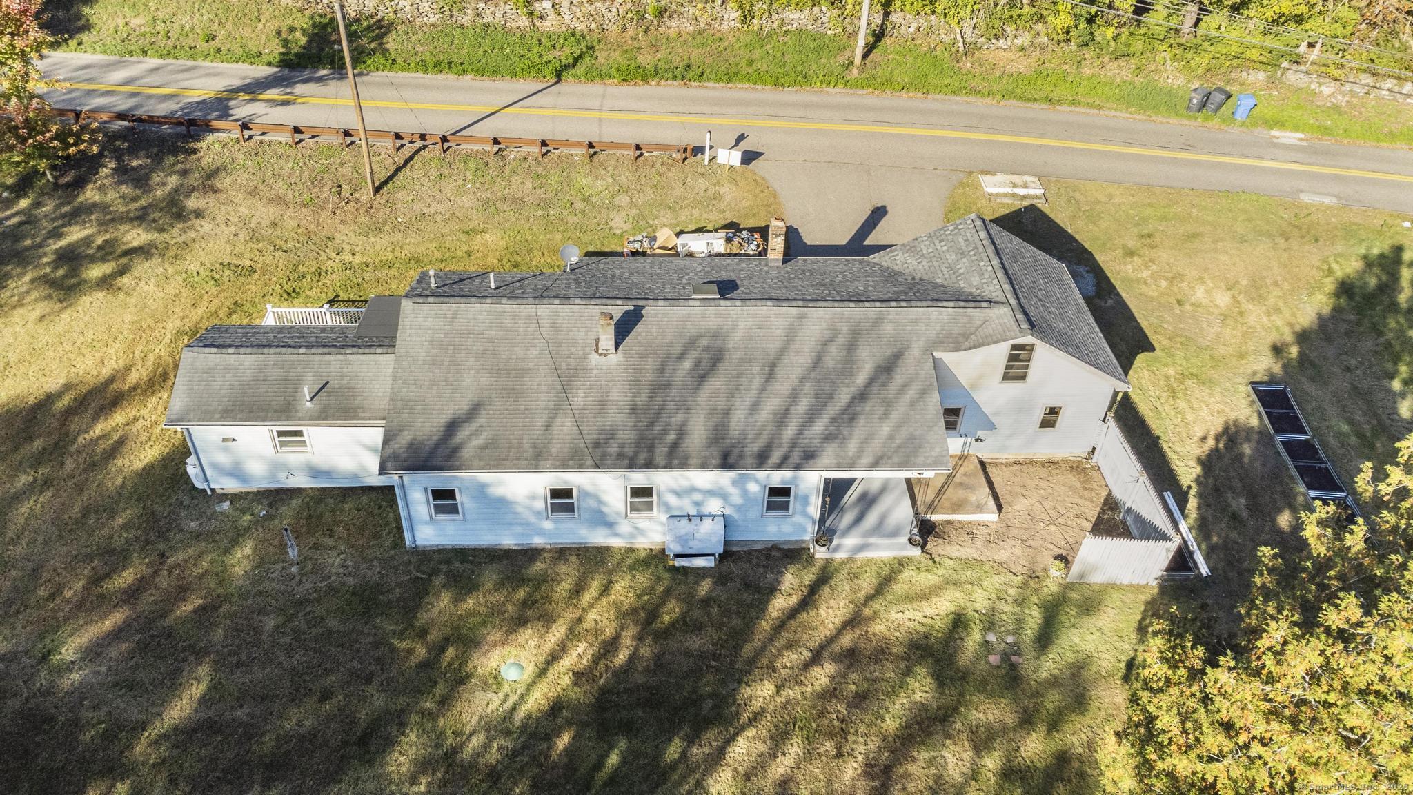 20 Pautipaug Hill Road