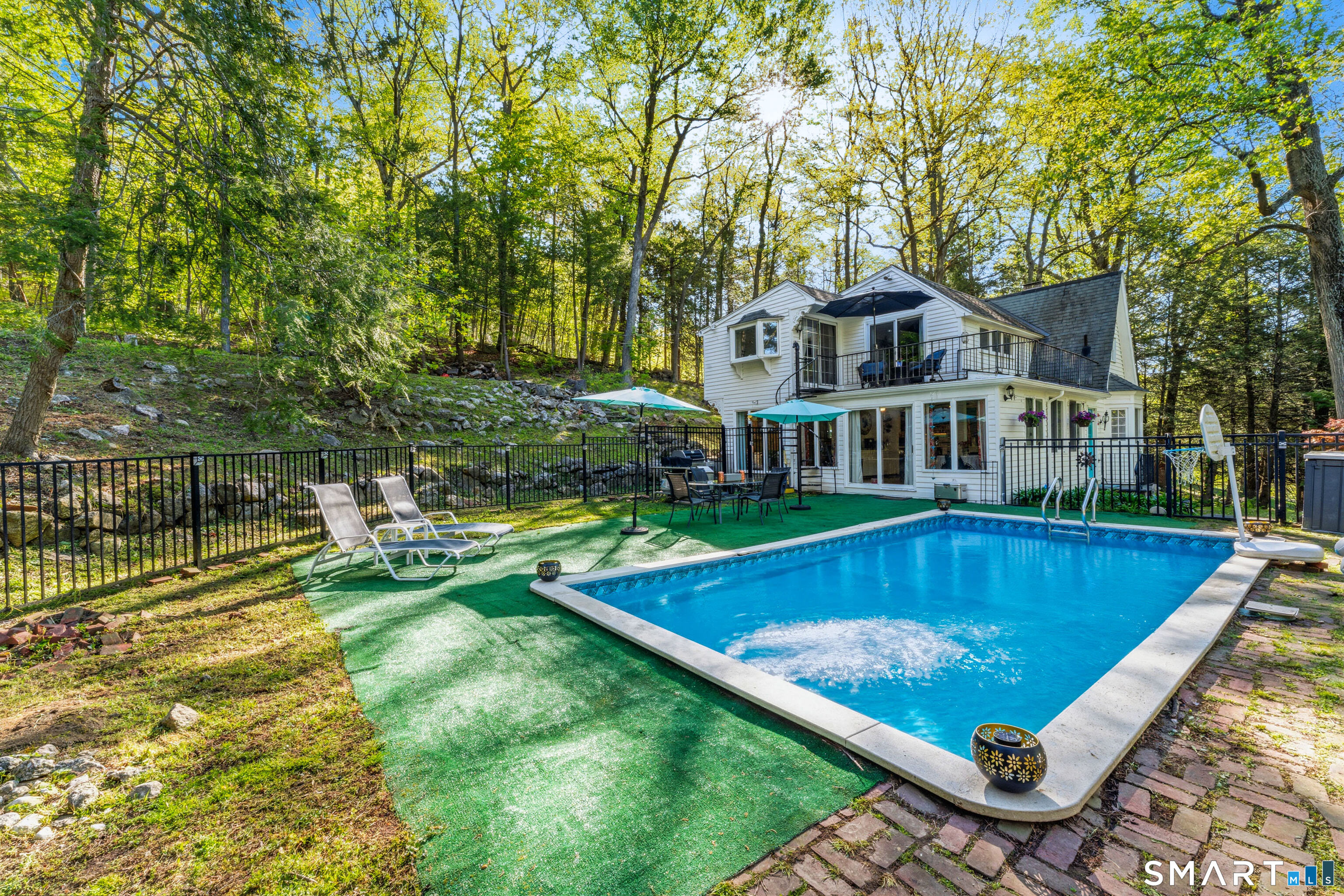 14 Rocky Hill Road