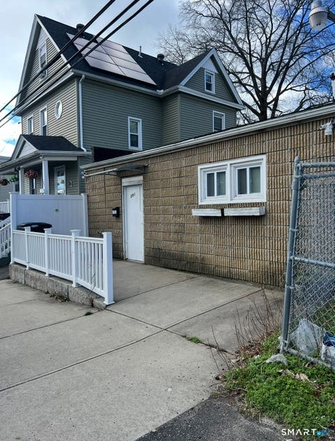 Tiny photo for 391 Coleman Street, Bridgeport, CT 06604 (MLS # 24197470)