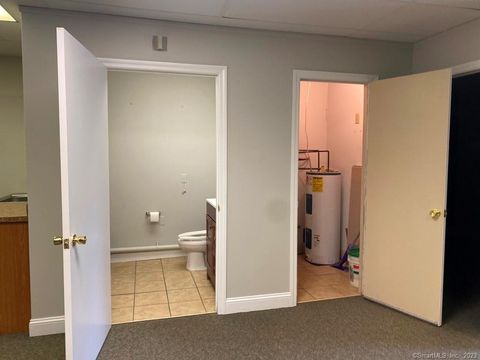 Tiny photo for 628 New Haven Road #8, Naugatuck, CT 06770 (MLS # 24138007)