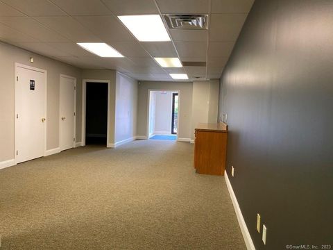 Tiny photo for 628 New Haven Road #8, Naugatuck, CT 06770 (MLS # 24138007)