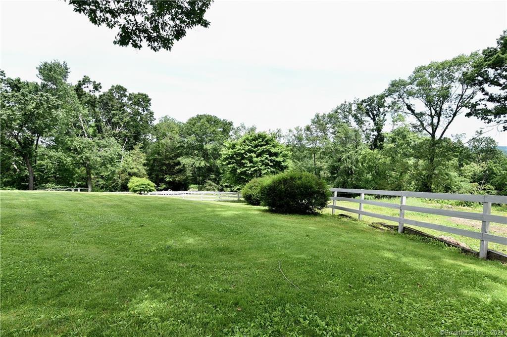 Photo 15 of 17 of 26 Parmalee Hill Road house