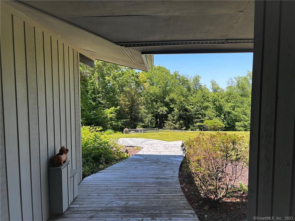 Photo 5 of 17 of 26 Parmalee Hill Road house