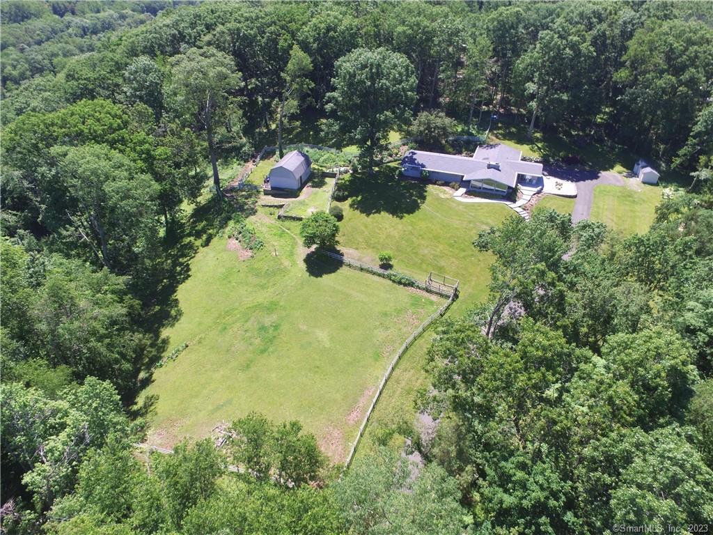 Photo 1 of 17 of 26 Parmalee Hill Road house