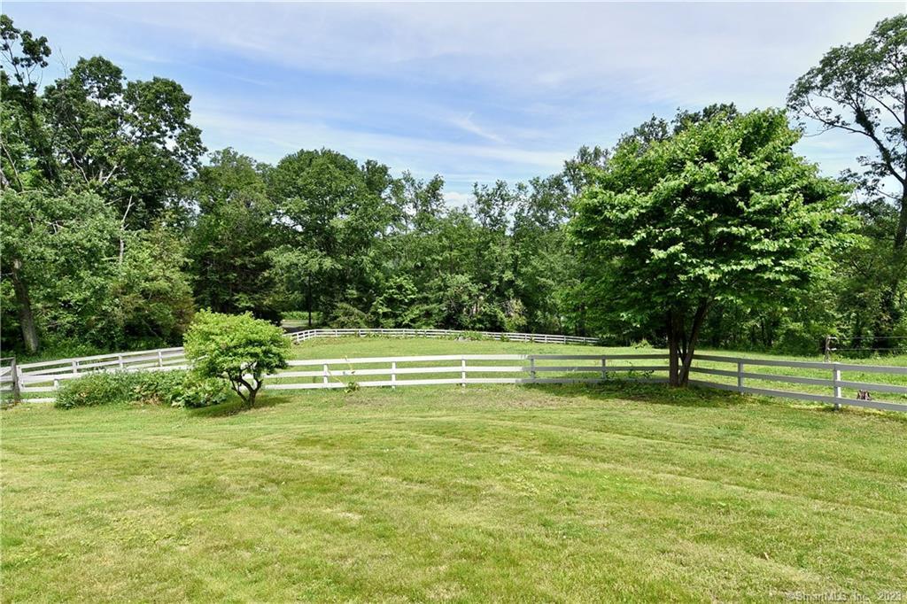 Photo 14 of 17 of 26 Parmalee Hill Road house