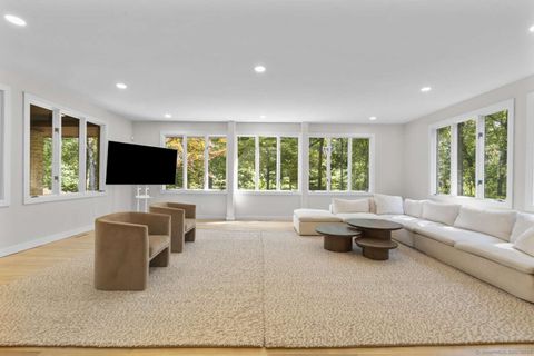 40 Old Quarry Road Woodbridge CT 06525