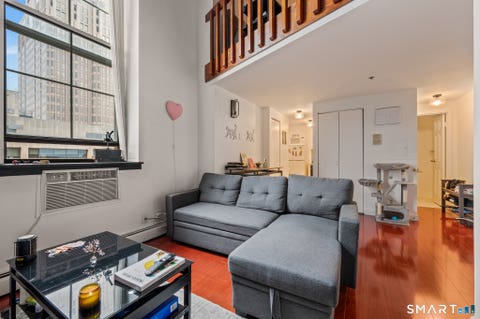 Condo For Rent - 124 Court Street #505<br/> New Haven, CT 06510