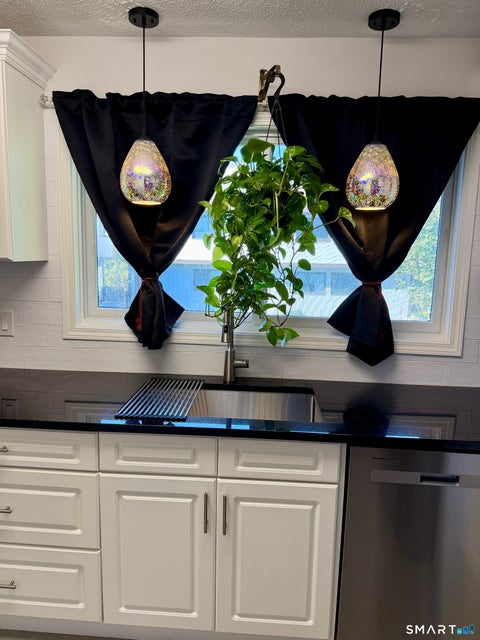 Tiny photo for 27 Crows Nest Lane #18R, Danbury, CT 06811 (MLS # 24213355)